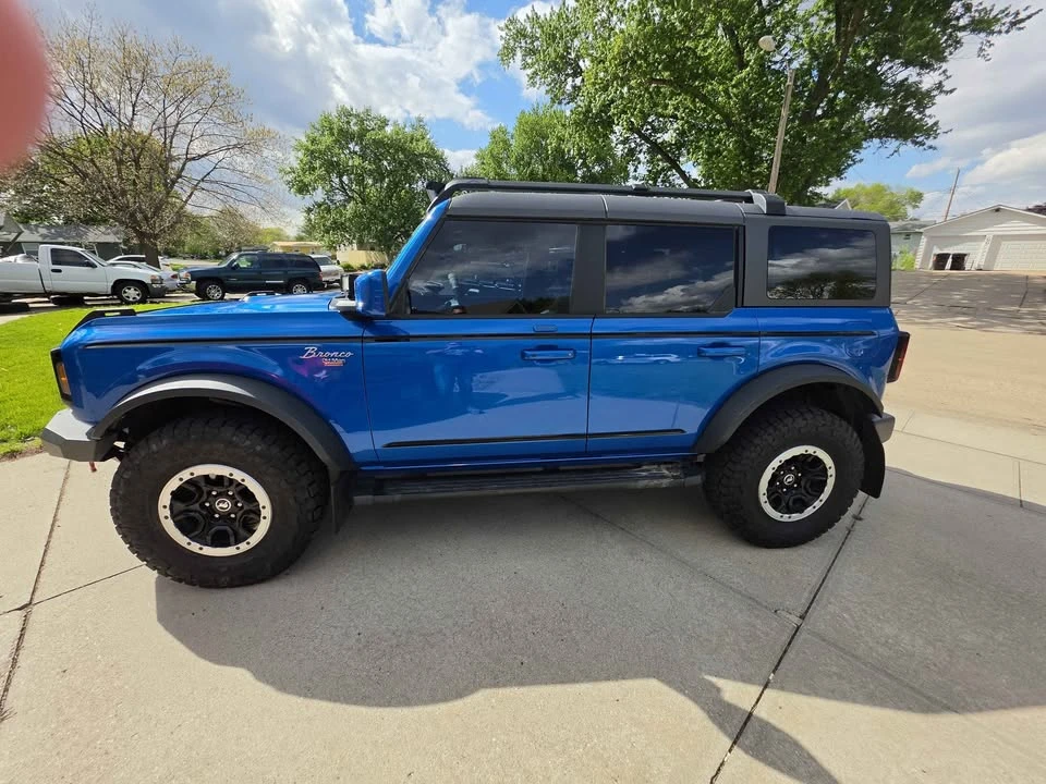 2022 Ford Bronco 6th Gen - Image 3 of 11