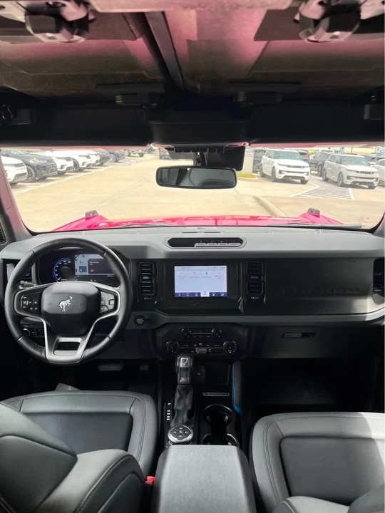 2022 Ford Bronco 6th Gen - Image 10 of 17