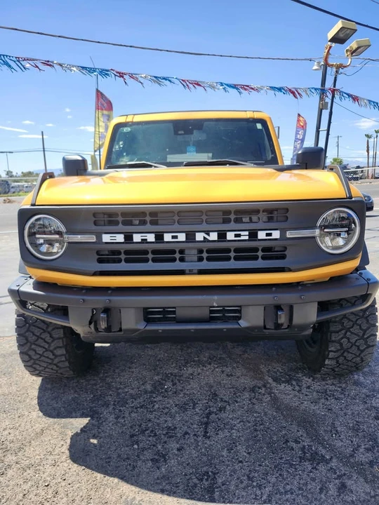 2022 Ford Bronco 6th Gen - Image 2 of 9