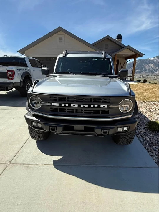 2022 Ford Bronco 6th Gen - Image 6 of 11