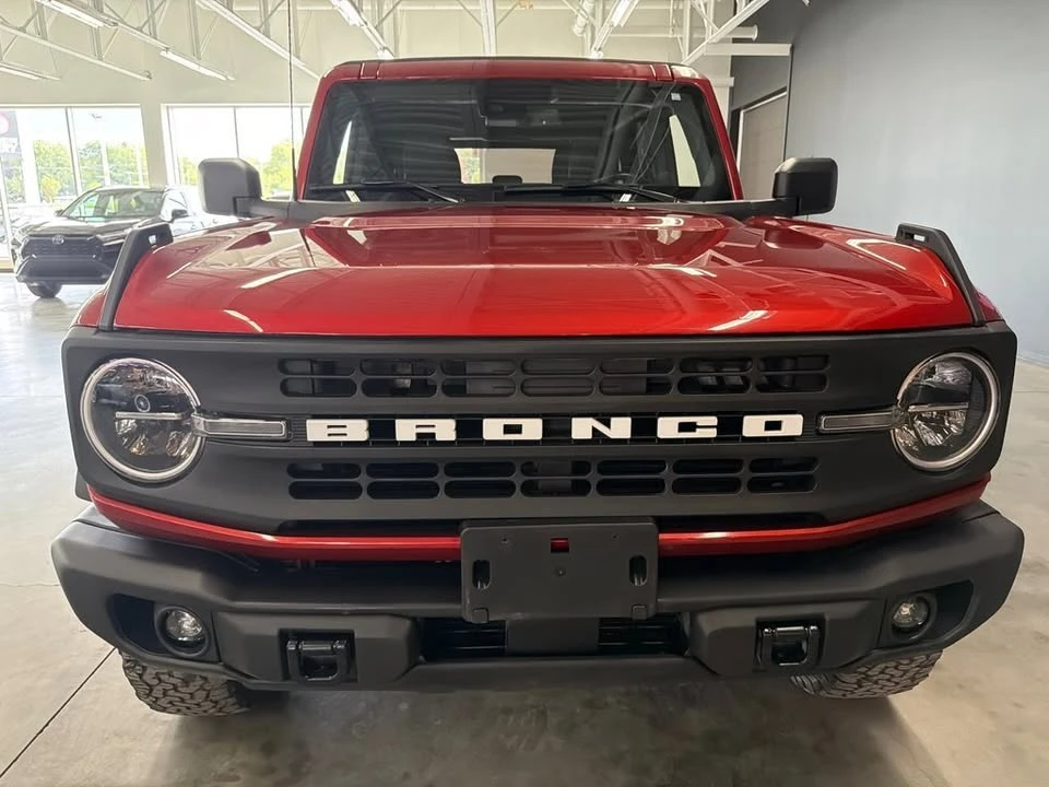 2022 Ford Bronco 6th Gen - Image 4 of 20