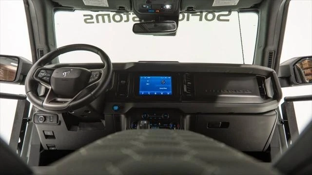 2022 Ford Bronco 6th Gen - Image 19 of 21