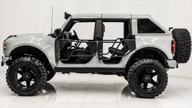 2022 Ford Bronco 6th Gen - Image 10 of 21