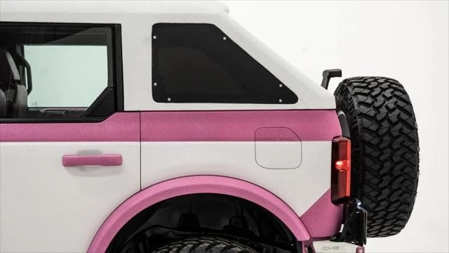 2022 Ford Bronco 6th Gen - Image 10 of 21