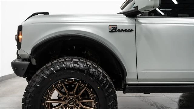 2022 Ford Bronco 6th Gen - Image 10 of 21