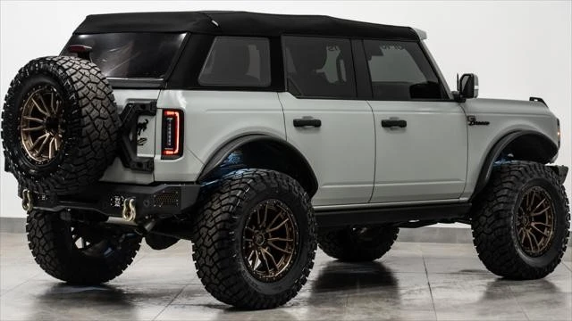 2022 Ford Bronco 6th Gen - Image 6 of 21