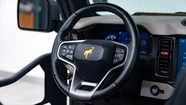 2022 Ford Bronco 6th Gen - Image 15 of 21