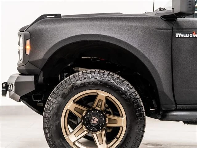 2022 Ford Bronco 6th Gen - Image 28 of 31