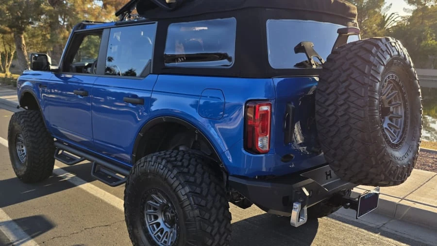 2022 Ford Bronco 6th Gen - Image 3 of 31