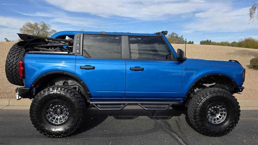 2022 Ford Bronco 6th Gen - Image 20 of 31