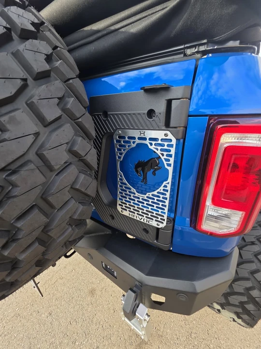 2022 Ford Bronco 6th Gen - Image 5 of 31