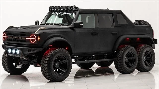 2022 Ford Bronco 6th Gen - Image 10 of 21