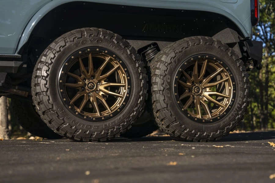 2022 Ford Bronco 6th Gen - Image 13 of 31