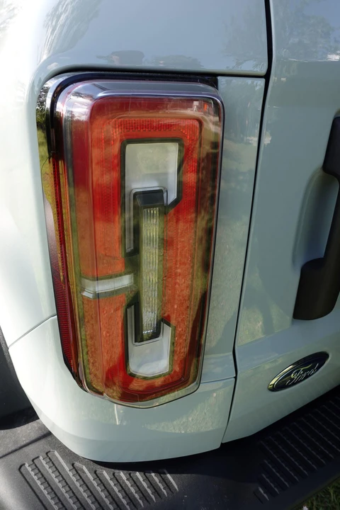2022 Ford Bronco 6th Gen - Image 23 of 31