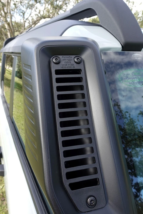 2022 Ford Bronco 6th Gen - Image 29 of 31