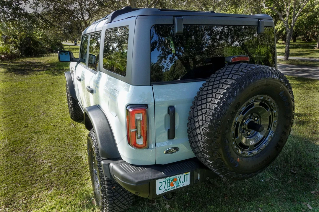 2022 Ford Bronco 6th Gen - Image 11 of 31