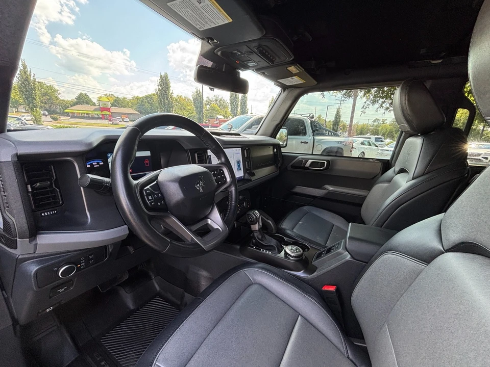 2022 Ford Bronco 6th Gen - Image 24 of 31