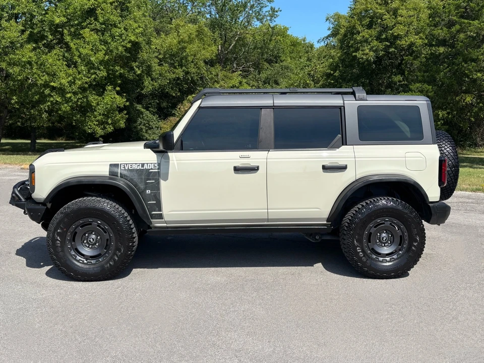 2022 Ford Bronco 6th Gen - Image 7 of 31