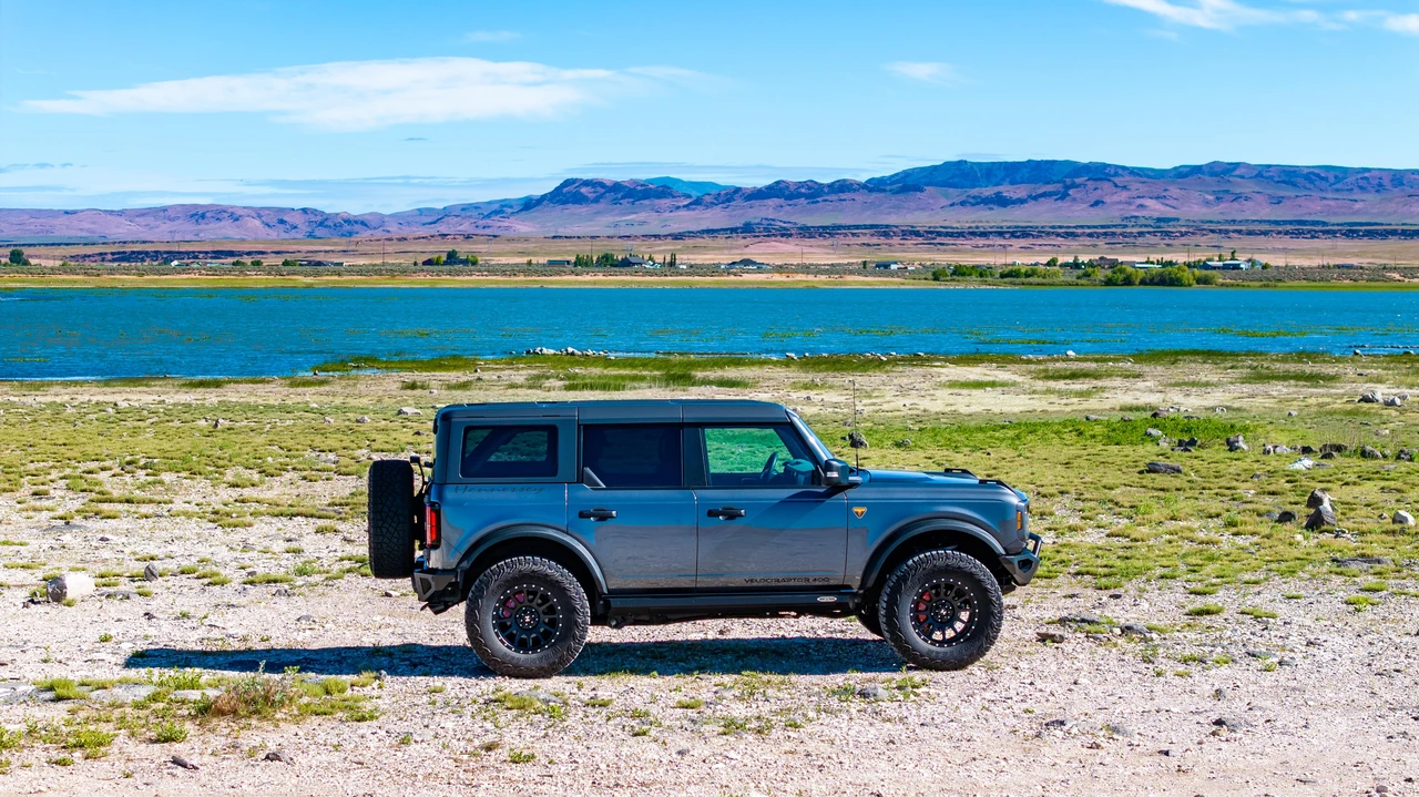 2022 Ford Bronco 6th Gen - Image 19 of 31