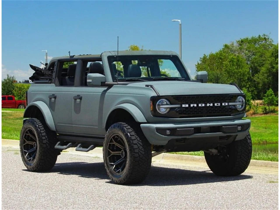 2022 Ford Bronco 6th Gen - Image 6 of 12