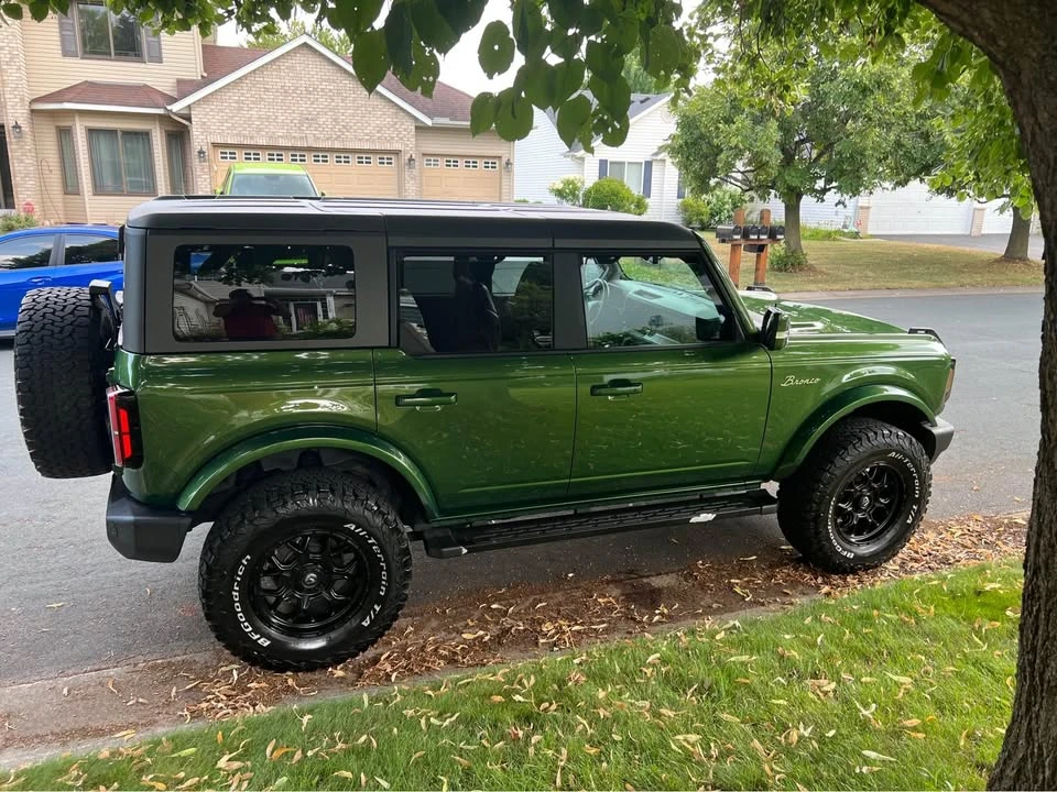 2022 Ford Bronco 6th Gen - Image 3 of 10