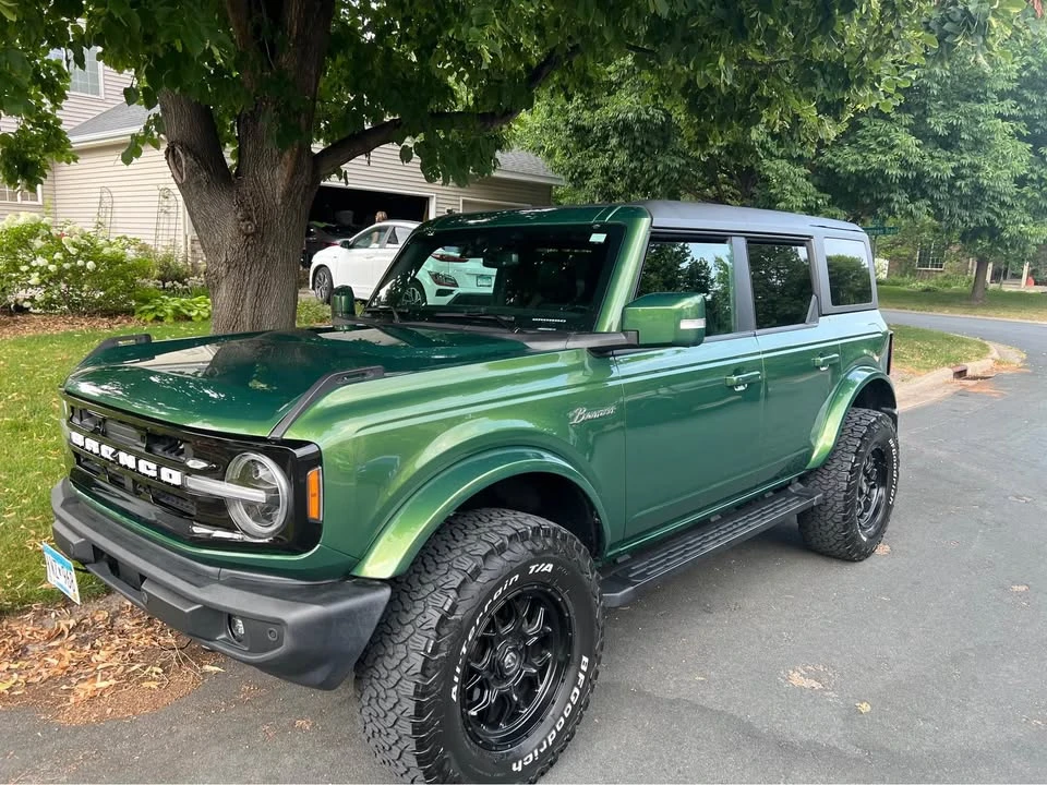 2022 Ford Bronco 6th Gen - Image 2 of 10