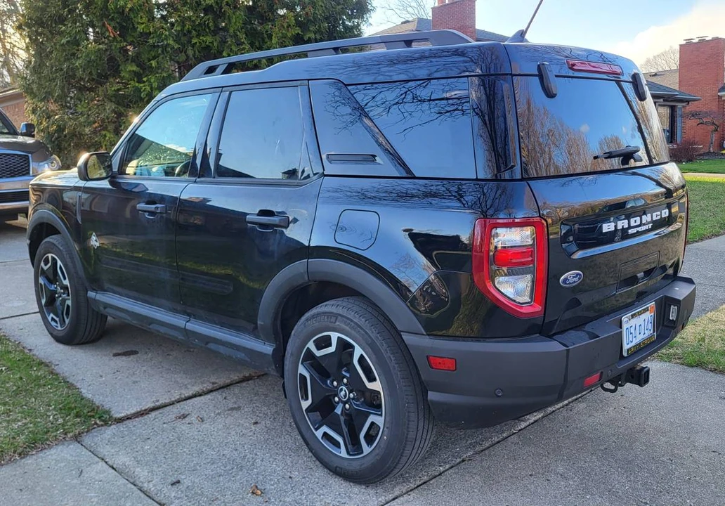 2022 Ford Bronco 6th Gen - Image 4 of 13