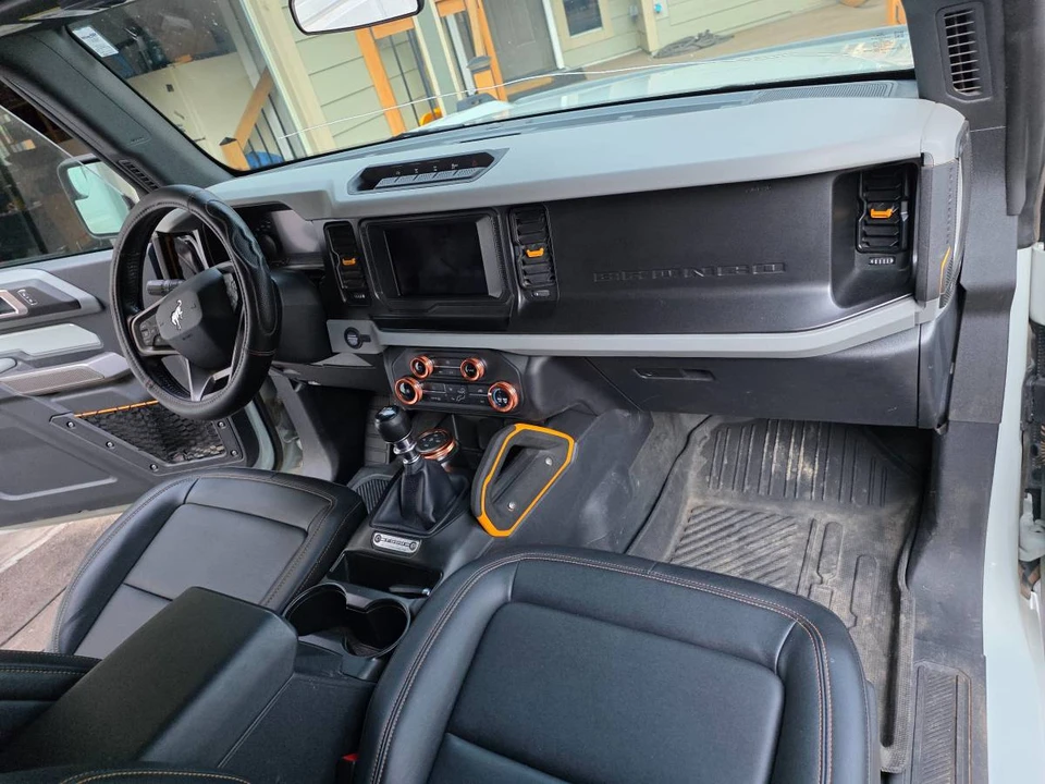 2022 Ford Bronco 6th Gen - Image 7 of 11