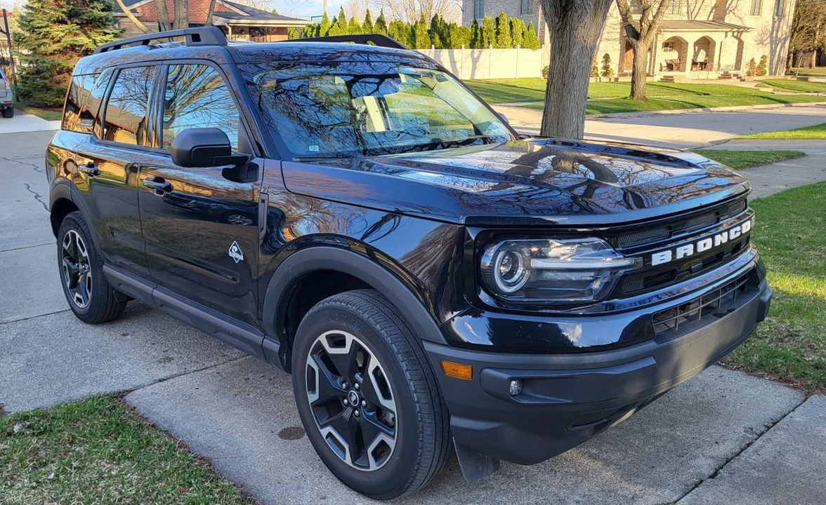 2022 Ford Bronco 6th Gen - Image 2 of 13