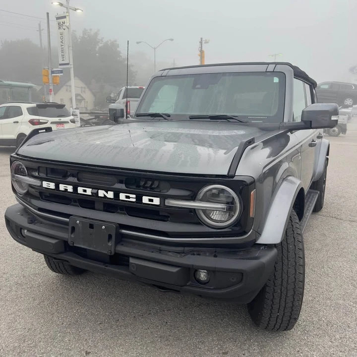 2022 Ford Bronco 6th Gen - Image 2 of 12