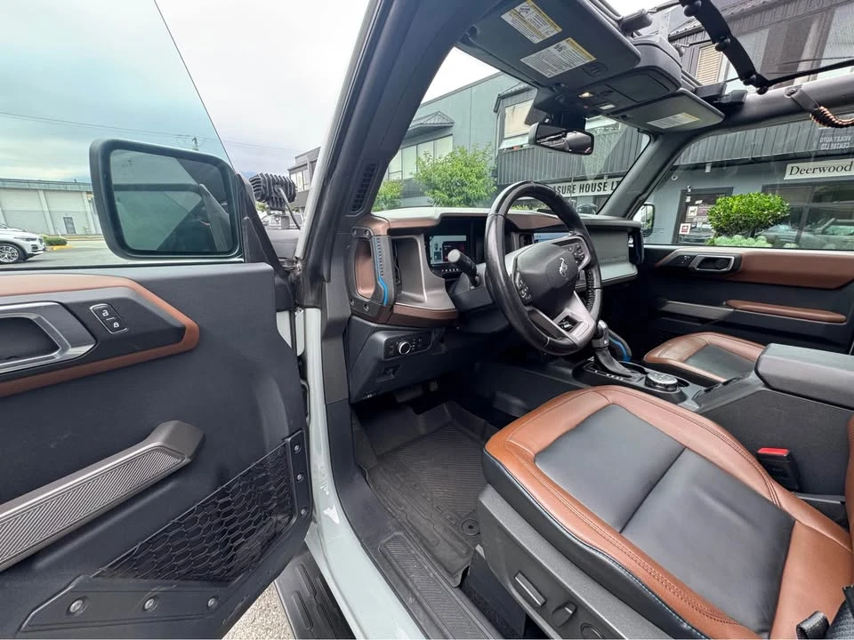 2022 Ford Bronco 6th Gen - Image 10 of 18