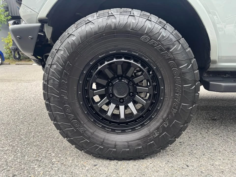 2022 Ford Bronco 6th Gen - Image 17 of 18