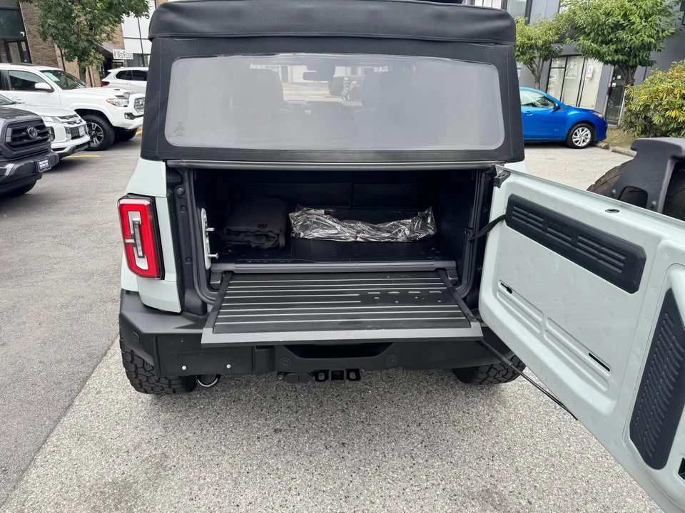 2022 Ford Bronco 6th Gen - Image 9 of 18