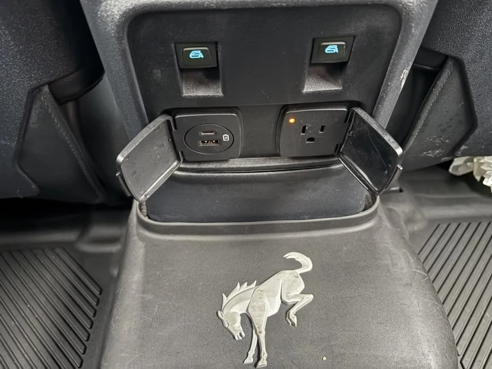 2022 Ford Bronco 6th Gen - Image 19 of 20