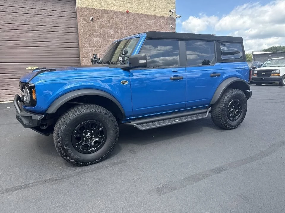 2022 Ford Bronco 6th Gen - Image 2 of 19