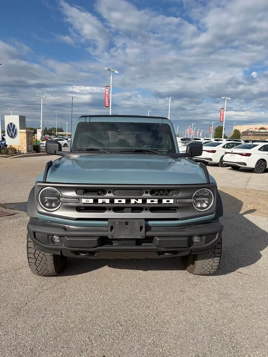 2022 Ford Bronco 6th Gen - Image 2 of 15