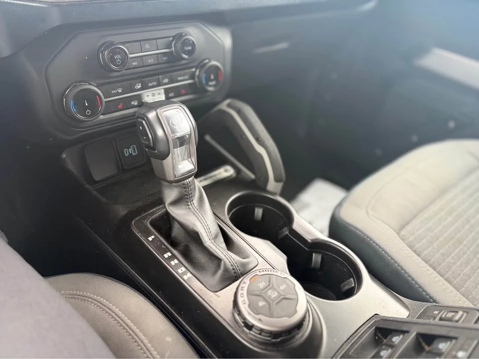 2022 Ford Bronco 6th Gen - Image 10 of 12