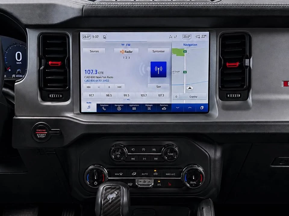 2022 Ford Bronco 6th Gen - Image 16 of 17