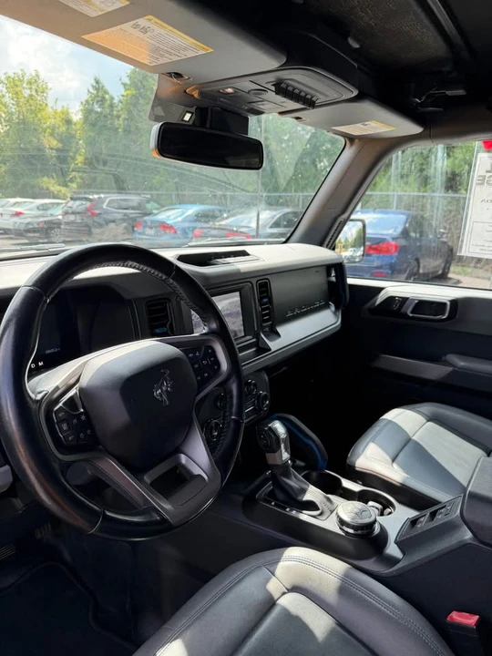 2022 Ford Bronco 6th Gen - Image 9 of 10