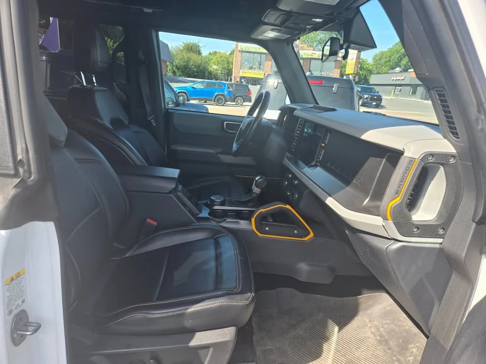 2022 Ford Bronco 6th Gen - Image 10 of 13