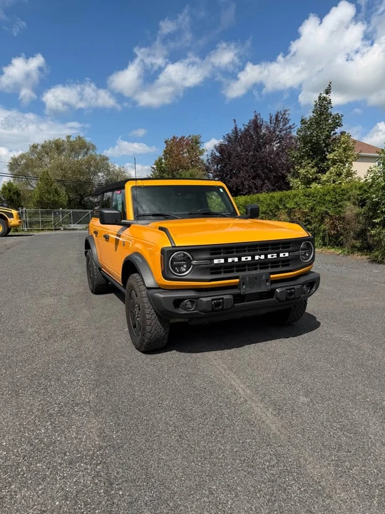 2022 Ford Bronco 6th Gen - Image 2 of 10