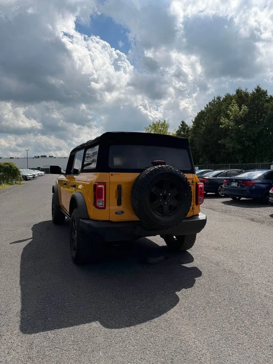 2022 Ford Bronco 6th Gen - Image 5 of 10