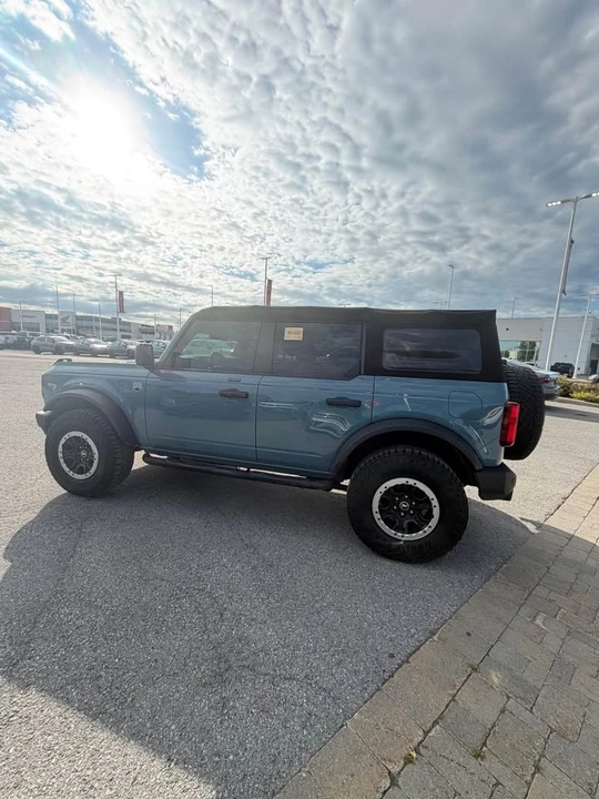 2022 Ford Bronco 6th Gen - Image 8 of 15