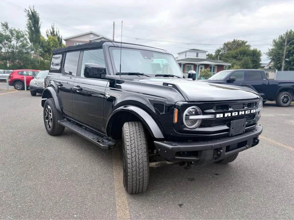 2022 Ford Bronco 6th Gen - Image 3 of 12