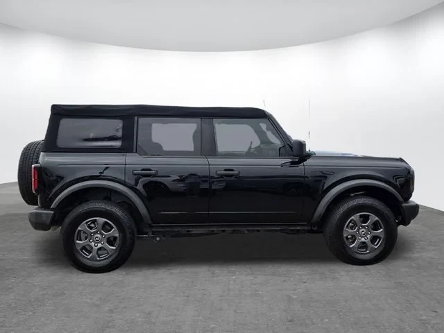 2022 Ford Bronco 6th Gen - Image 3 of 20
