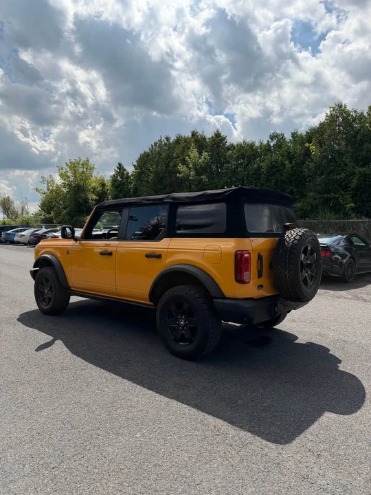 2022 Ford Bronco 6th Gen - Image 6 of 10