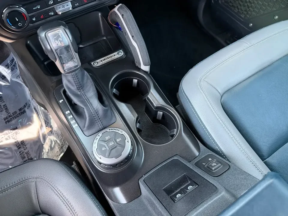 2022 Ford Bronco 6th Gen - Image 9 of 17