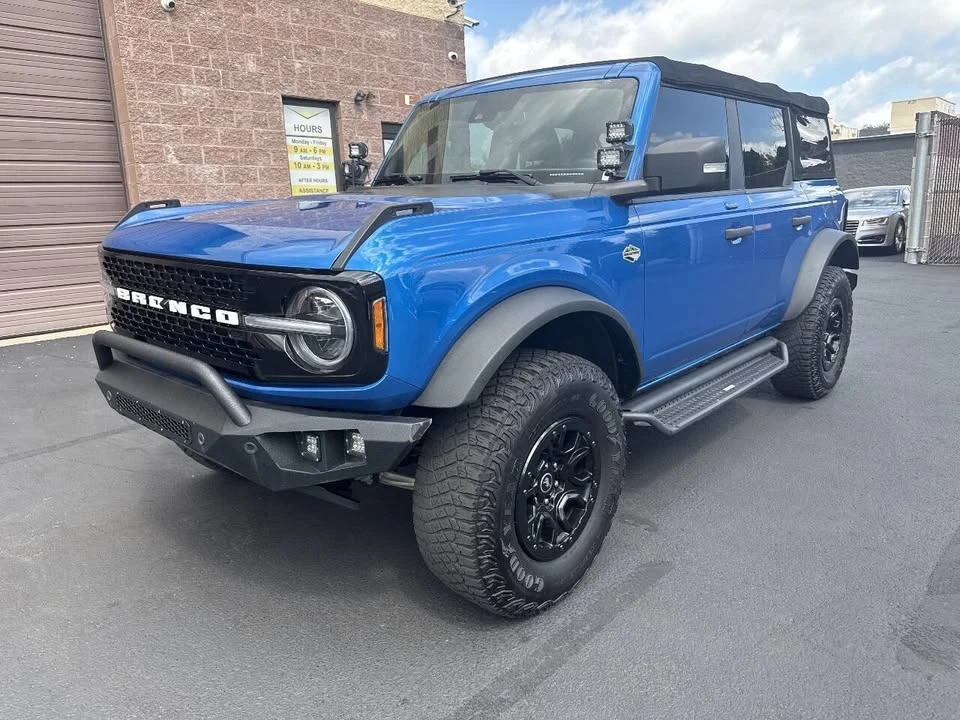 2022 Ford Bronco 6th Gen - Image 3 of 19