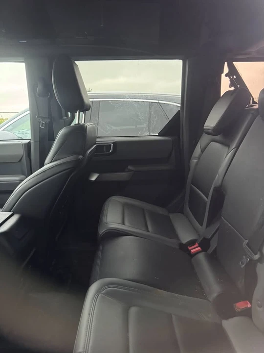2022 Ford Bronco 6th Gen - Image 6 of 10