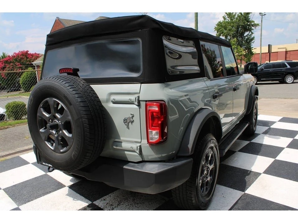 2022 Ford Bronco 6th Gen - Image 9 of 20